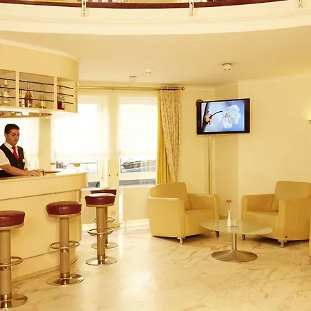 Hotell H+ Herzog Widukind 4*