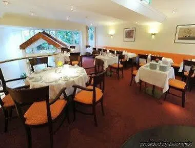 Otel Sunday Hotel Stade Herzog Widukind 3*