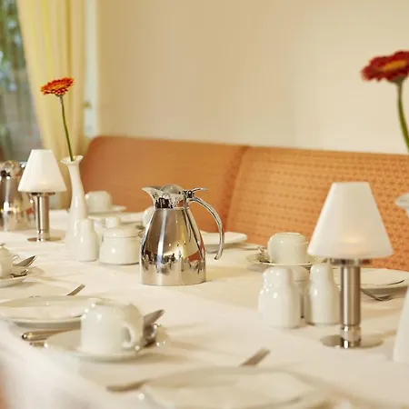 Hotel H+ Herzog Widukind Stade